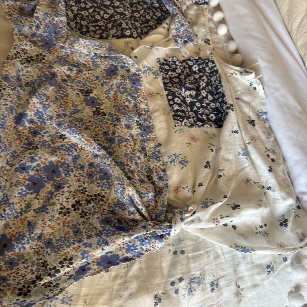 SO Floral Print Blouse - Blue and Cream